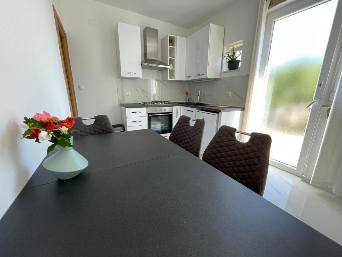 Apartmani Jasminka Βόντιτσε Εξωτερικό φωτογραφία